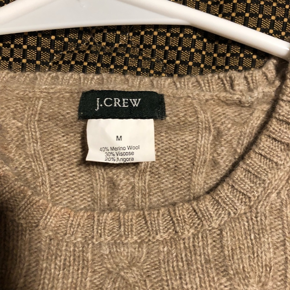 Fitted sweater